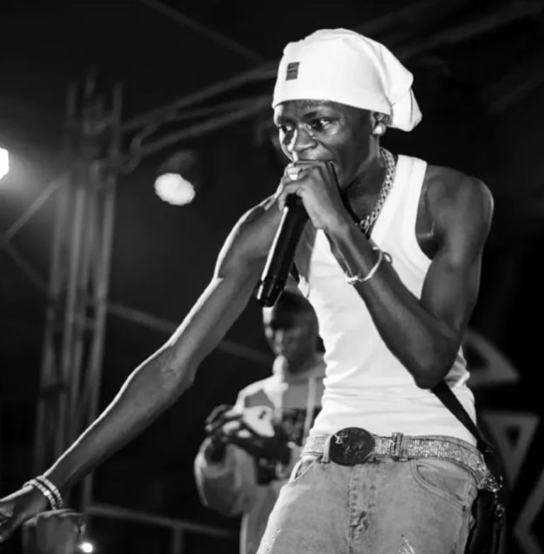 Status Zangu